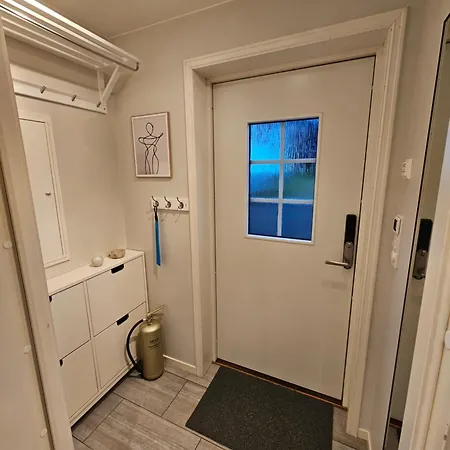 Moderne 10 Min Fra Sentrum Апартаменты *